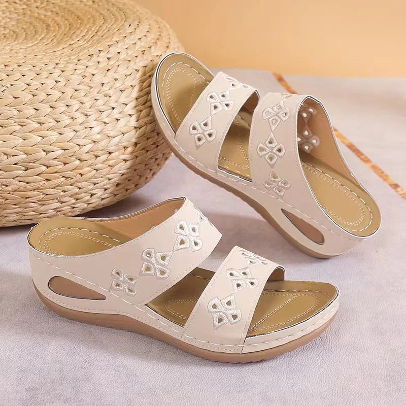 Sandalias Flor Bordada